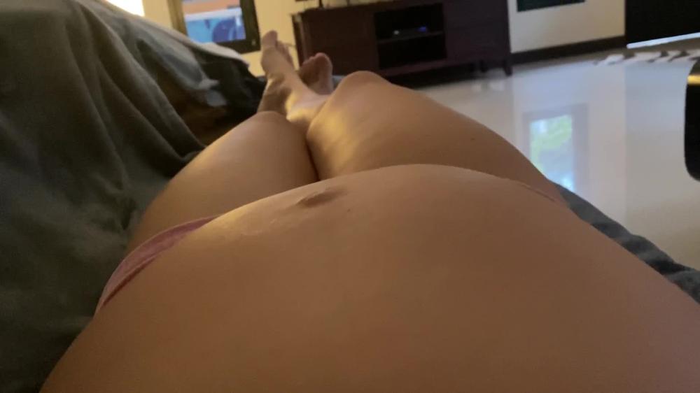 Molly Sweet 31 33 Weeks Pregnant Fetus Kicks Belly