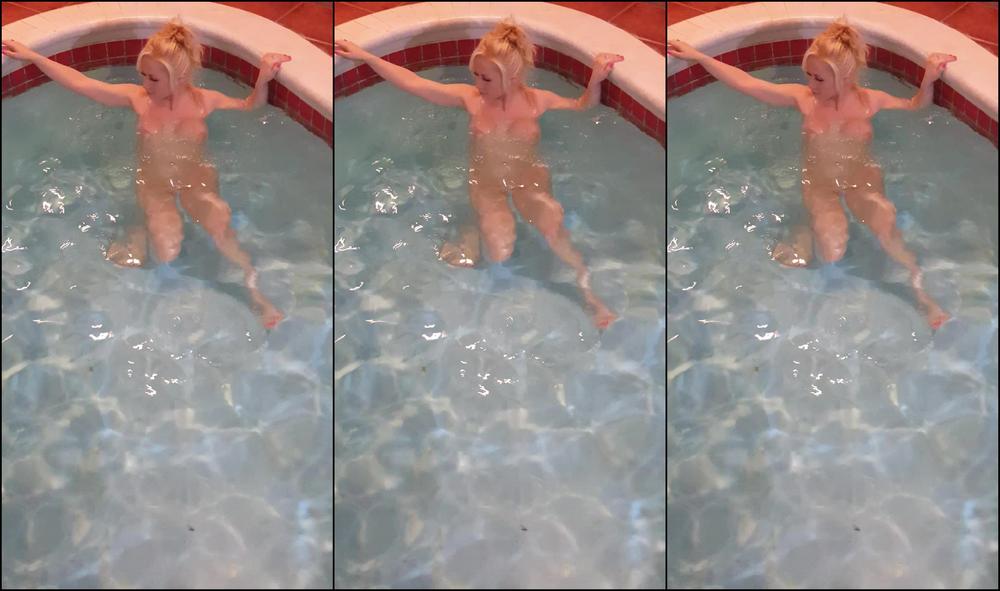 Canditits Skinnydipping And Playing By The Pool