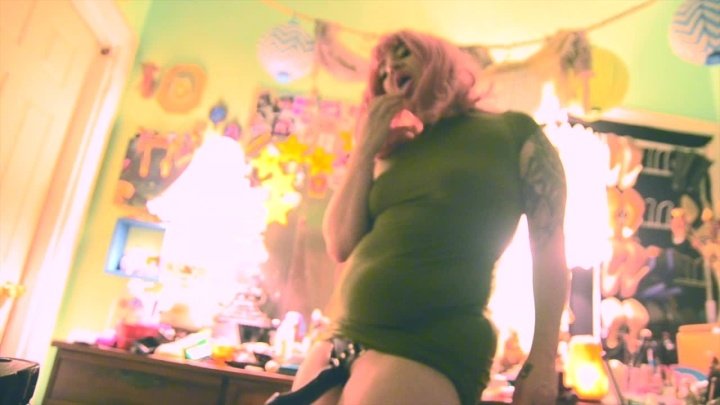 Freshie Juice Waiting All Day To Fuck You In The Ass