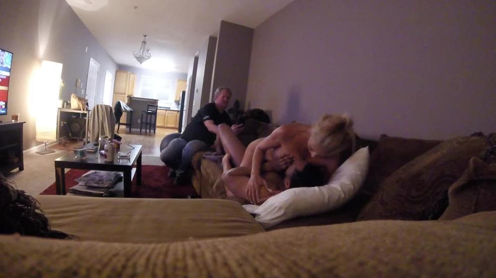 Voyeurs Watch Me Suck An Fuck A Stranger