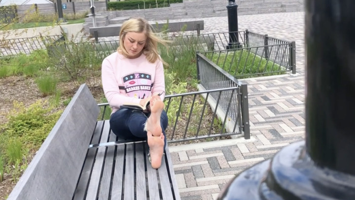 The Peeping Toms POV Of Emmy's Sexy Feet - Nov 25, 2019