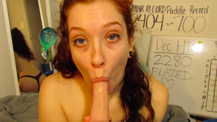 quick lil dildo bj