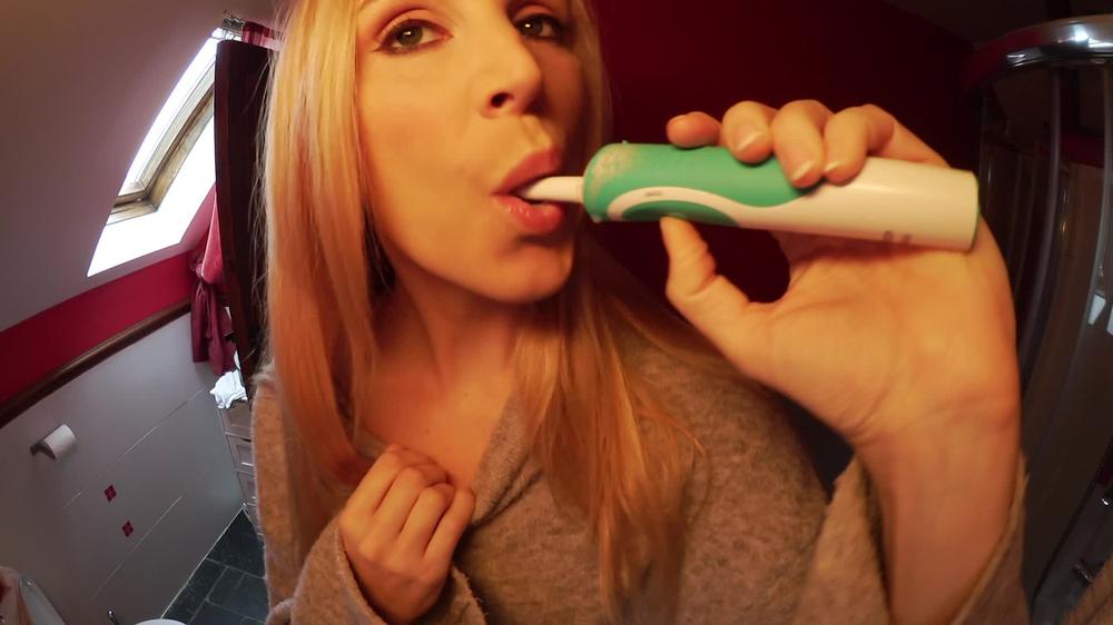 Ariel Anderssen The New Gaps In My Teeth