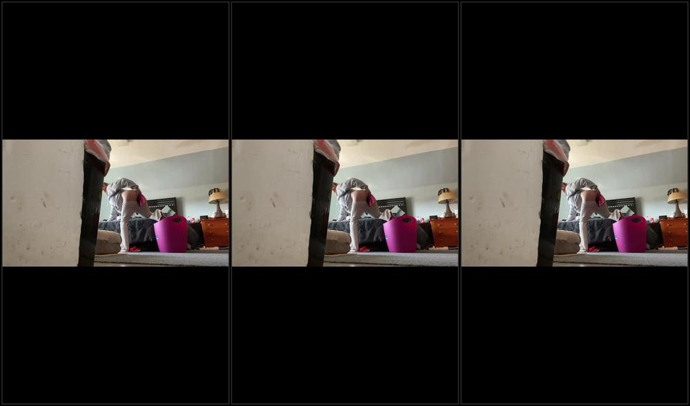 Queenmothersoles Spy On Mommy Folding Cloths