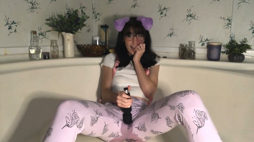 Thistle Fernsby Purple Puppy Pees In Leggings