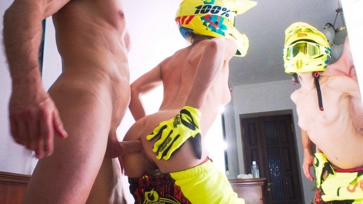 Mia Bandini Hot Sex With Horny Teen In Motorcycle