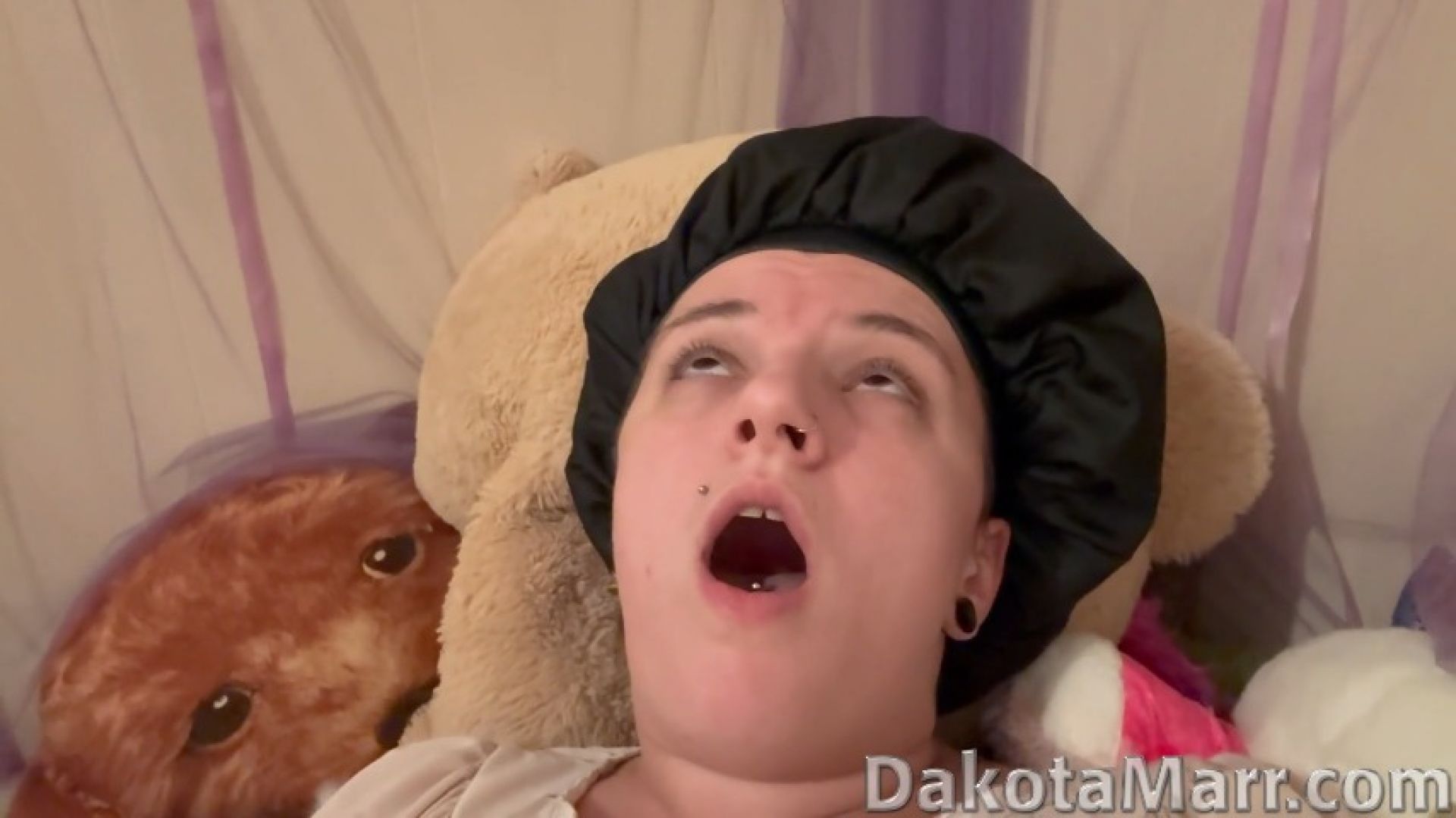 Dakota Marr Pure Agony Vibrator Masturbation Orgasm Solo