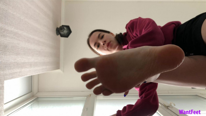 You're Under My Bare Feet HD - November 28, 2021