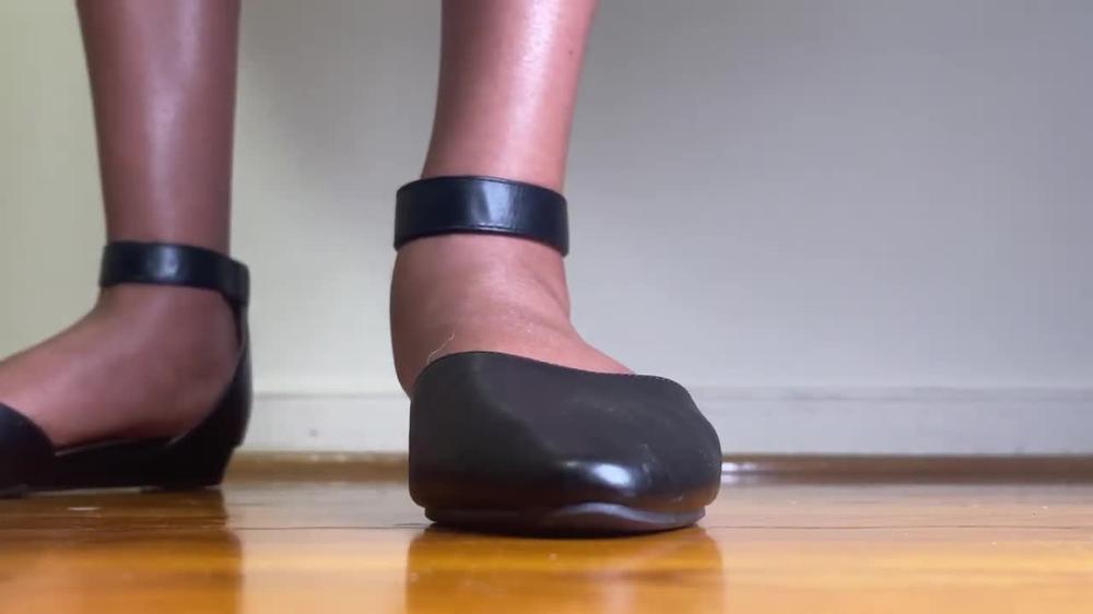 Flats Toe Tapping Asmr Shoeplay