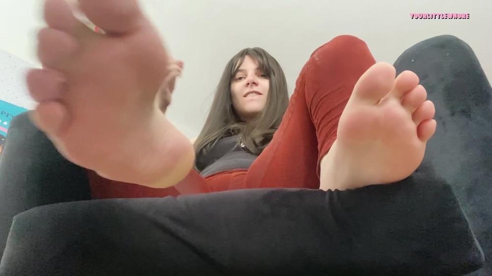 Mesmerized To Smell My Feet Joi