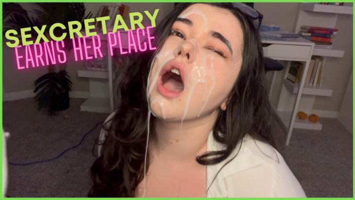 Sexcretary Earns Her Place