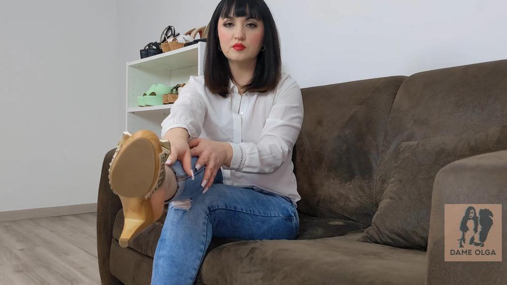 Dame Olga's Fetish Clips - (422) Wooden Mules And Blue Jeans (4K, Wmv)