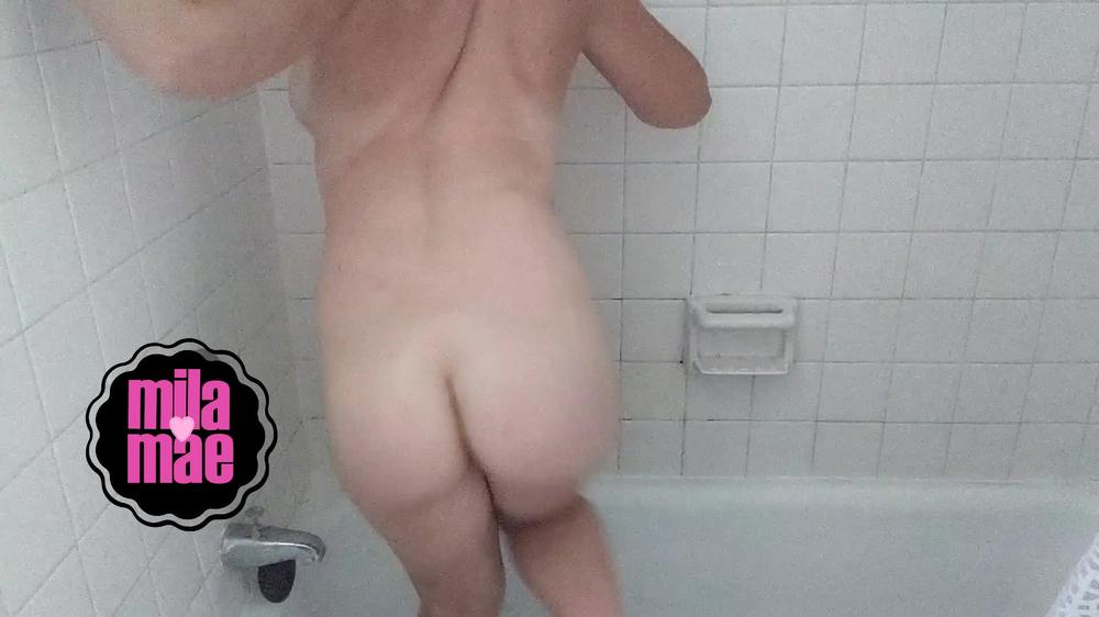 Mila-Maexo-Ass-Care-Prior-To-Anal-Sex