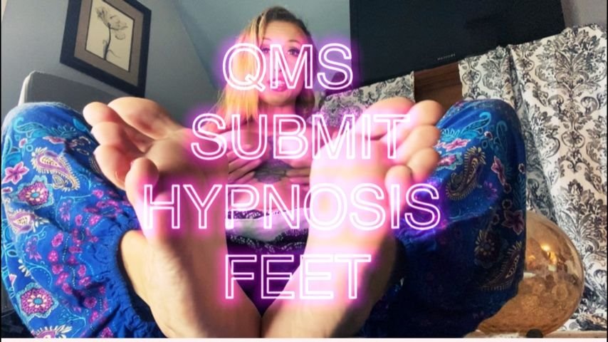 Queenmothersoles Topless Footnosis