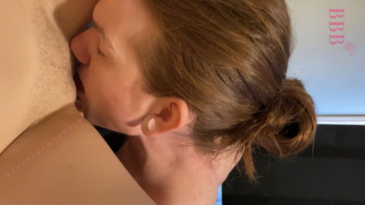 Daddy fingering and eating my wet pussy