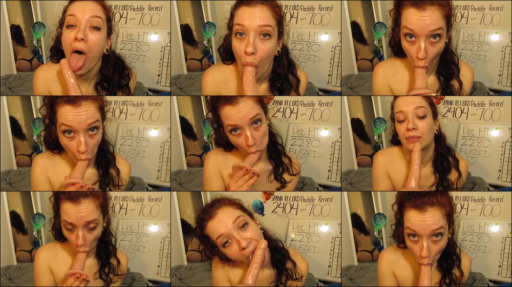 quick lil dildo bj