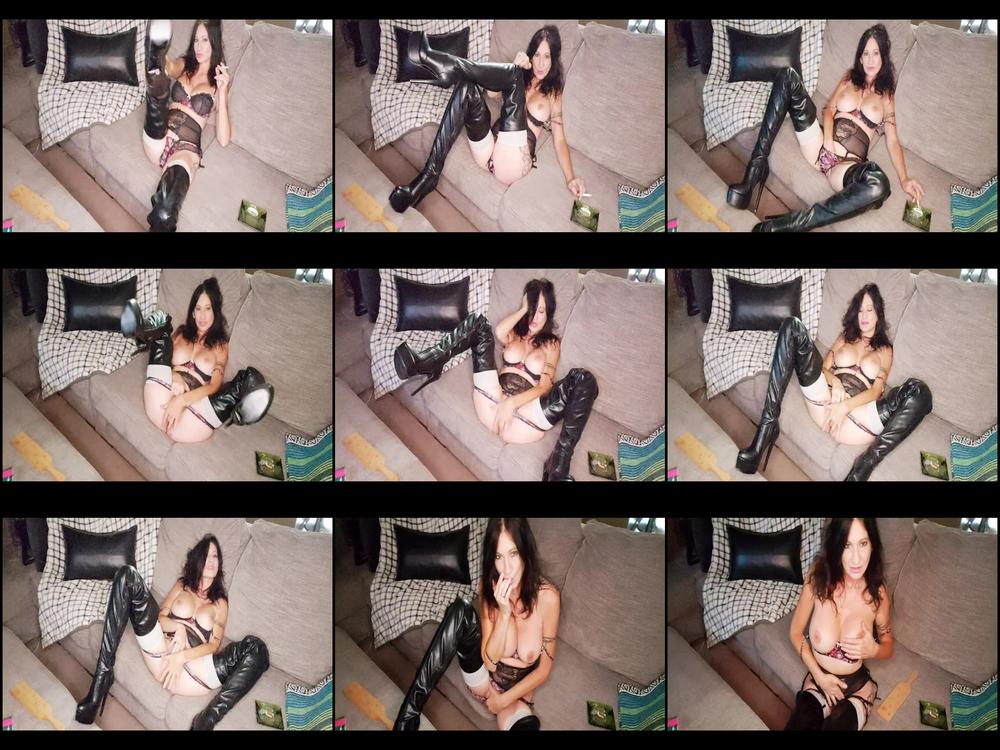 Smoking & Tasting my Pussy