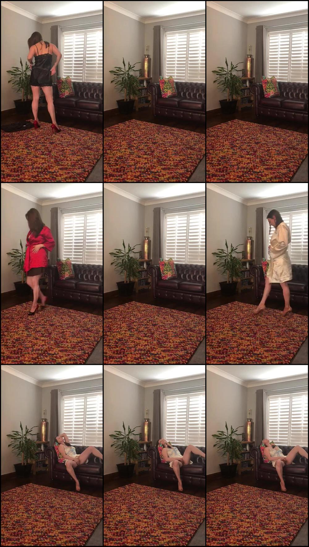 Sexy Silk Show & Pussy Play