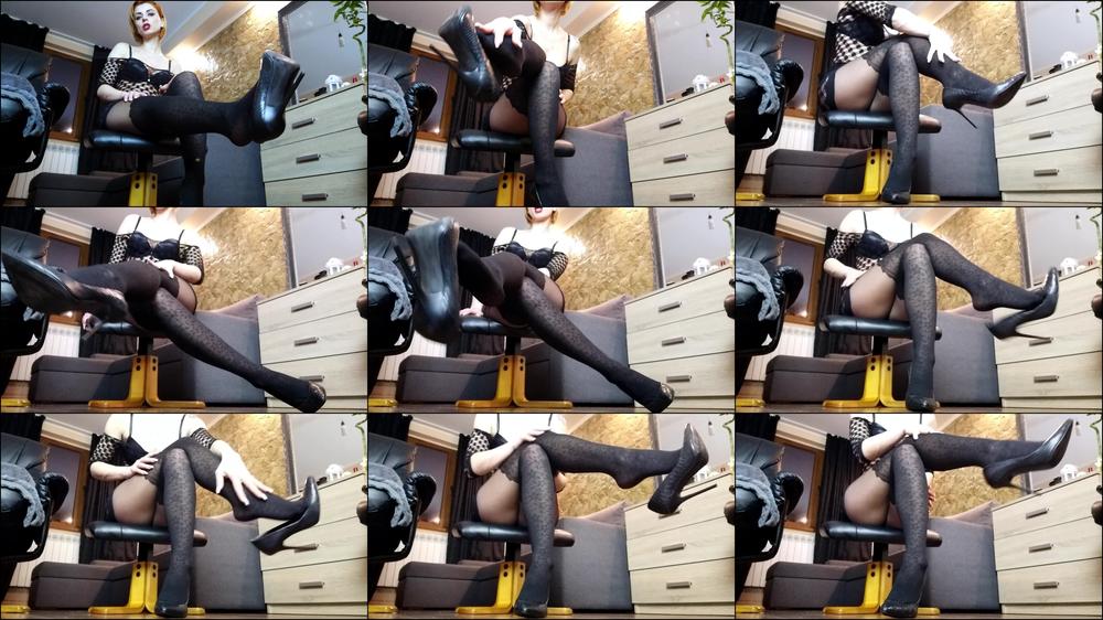 Black stiletto fetish - March 12, 2019