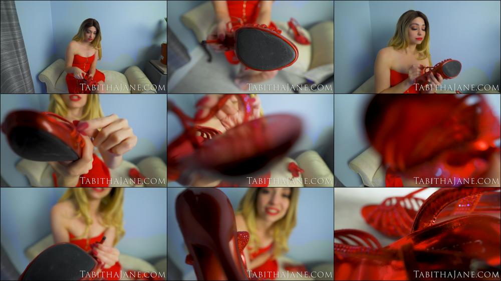 Teachers Assistant Catches Shoe Slut