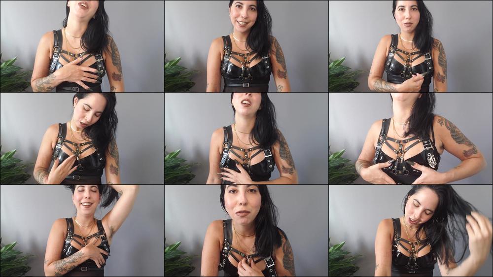 Latex Bra Worship