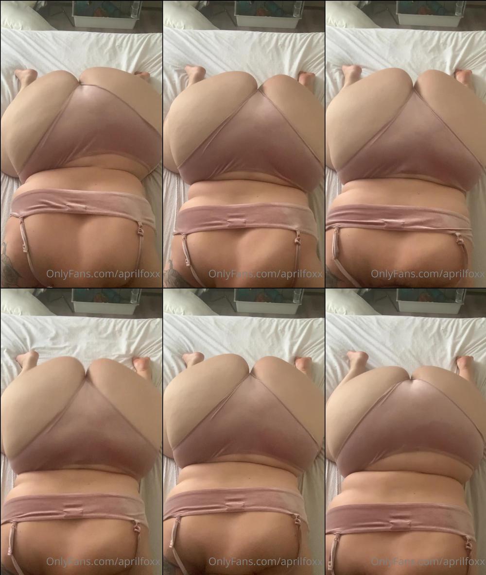 aprilfoxx 32127376 2020 07 08 twerking 