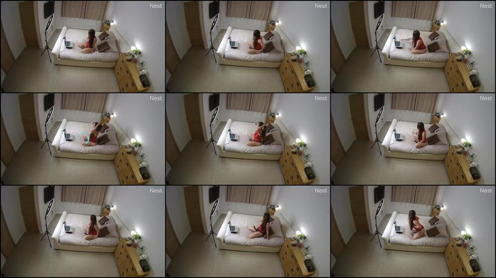 FREE Suzie & Lola Tease Security Cam