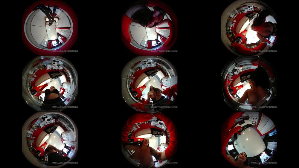 VR360* Shrinkorella Preps & Eats You