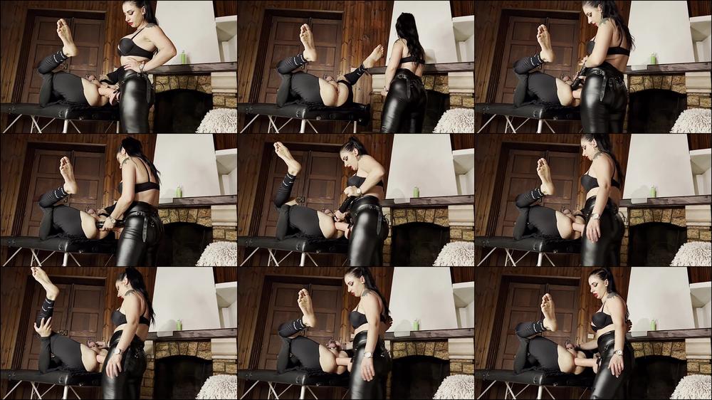 Leather Goddess Pegging