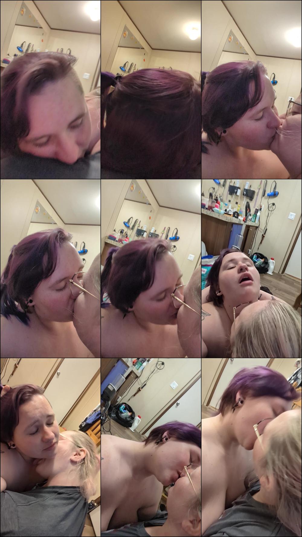Super Hot Make Out Session