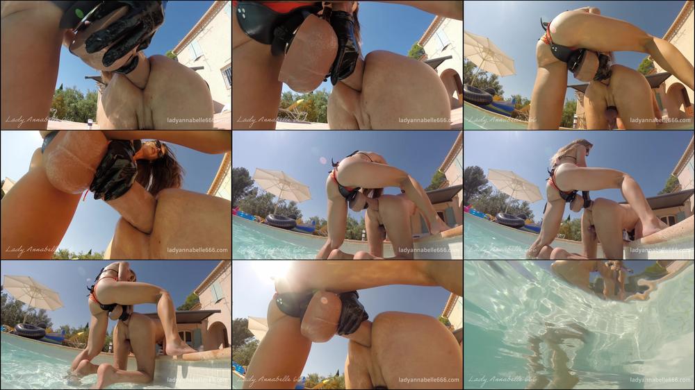 PEGGING XXXL COCK AT THE POOL