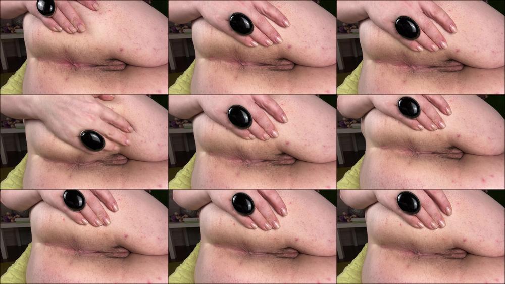 Hairy asshole winks
