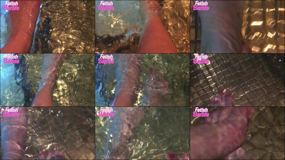 Underwater Barefoot Mesmerize