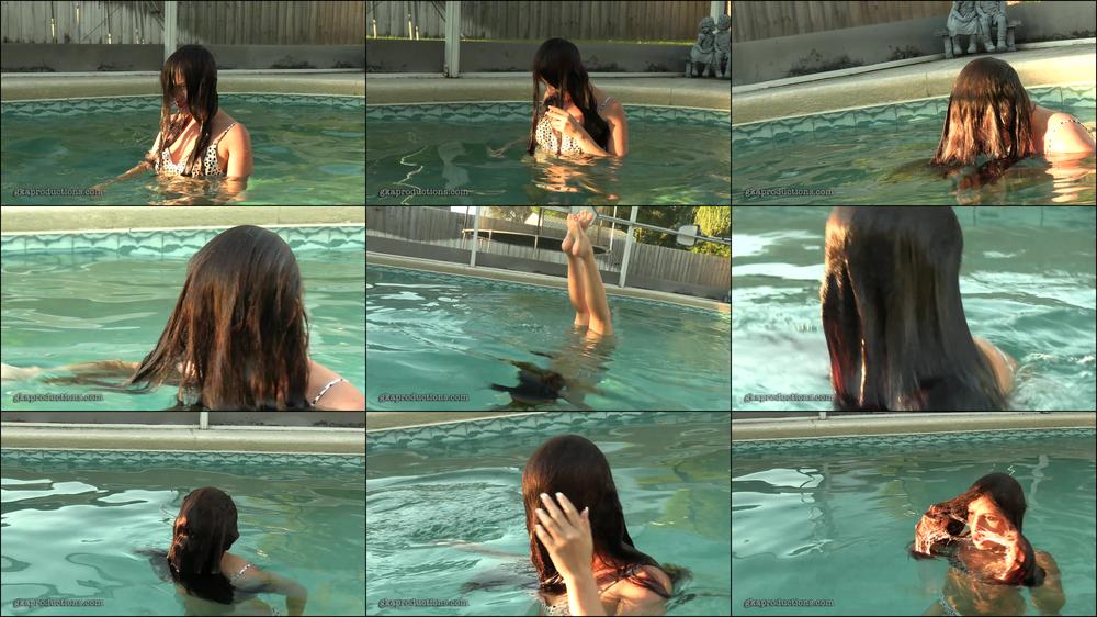 Ashlynn Taylor - Wet Pool Hair