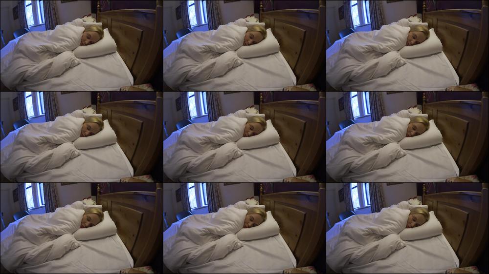Ariel Anderssen Sleepy Post Travel Nap