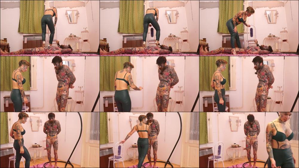 Gymbabe High Heels Kicking In The Stomach