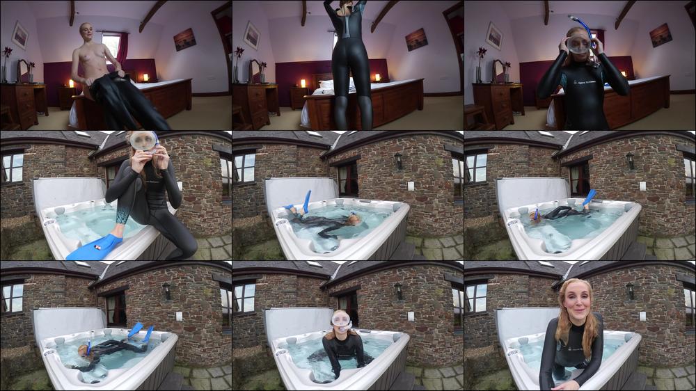 Ariel Anderssen Full Snorkel Gear In The Hot Tub