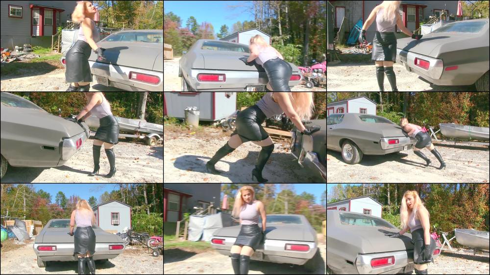 Submissive Secretary Galas in Leather hd - Jul 10, 2021