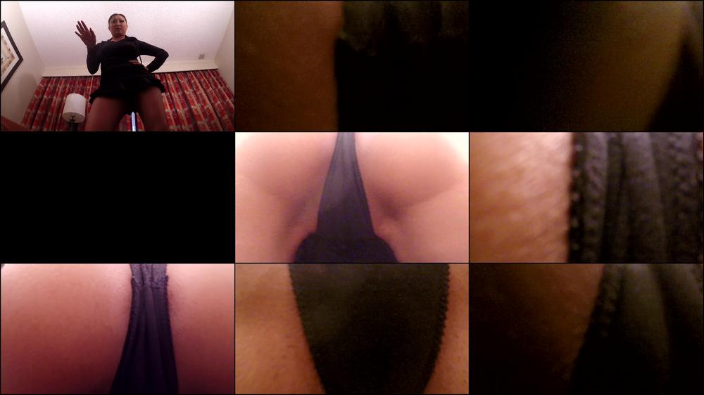 Upskirt Facesit - April 12, 2018