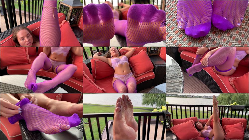Anna May's Flirty Little Fishnet Show - Aug 1, 2022