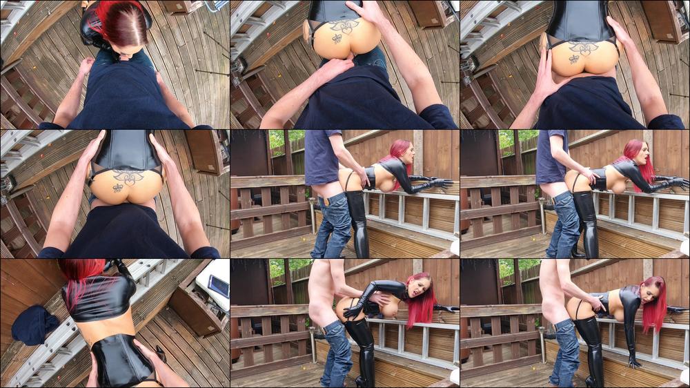Latex Fucking And Creampie OUTSIDE