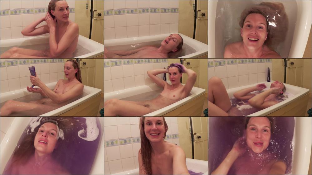 Ariel Anderssen Making My Wet Hair Float