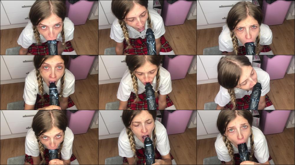 Schoolie gives milky blowie