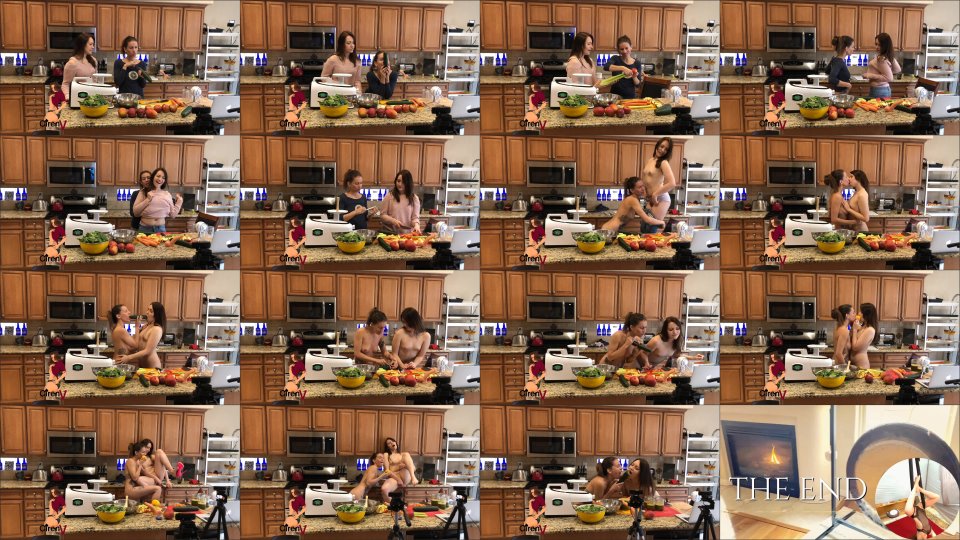 Ciren Verde Two Girls Juicing Mangos Naked