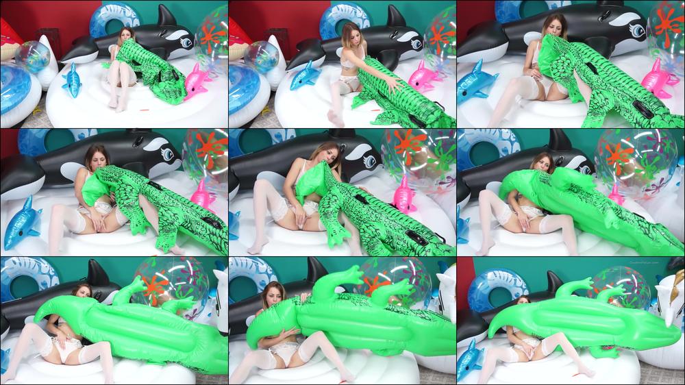 Amber Inflates Alligator by Mouth