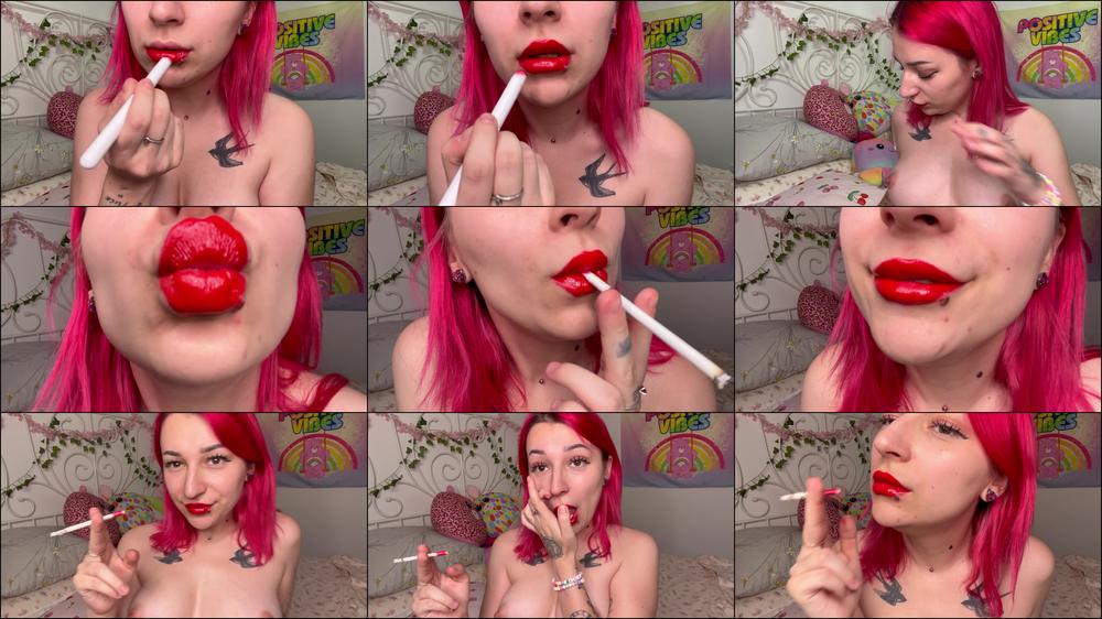 SMOKING AND RED LIPSTICK FETISH