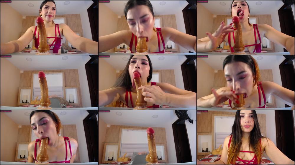 Sensual queen enjoys variety of pleasure toys