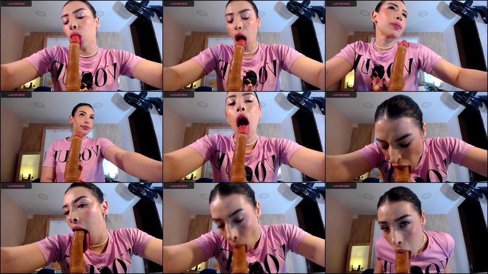 Sensual Saliva Seduction
