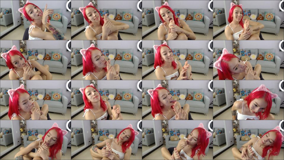 Ariabaker Kitty Sucking Her Paws