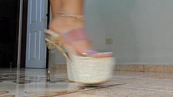 hotfeetnheels 2023-08-04 at 20-49 Fansly (hotfeetnheels ) (hotfeetnheels)